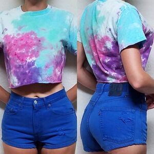 Vintage Y2K Levi's Relaxed Blue Distressed High Waisted Micro Mini. Shorts